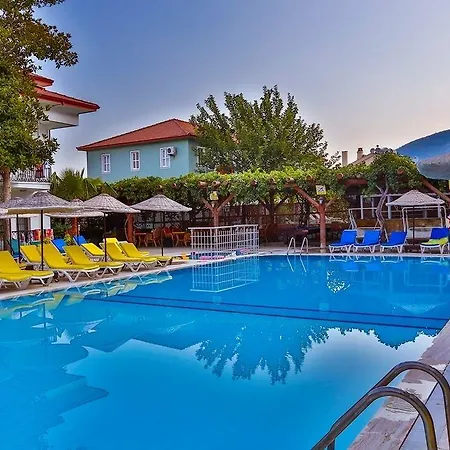 Golden Life & Ξενοδοχείο 4*