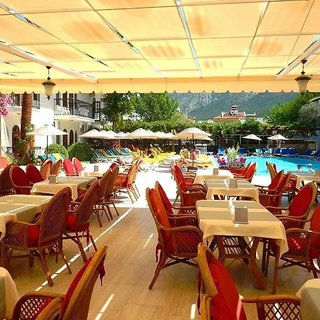 Golden Life & Ξενοδοχείο Ολουντενίζ