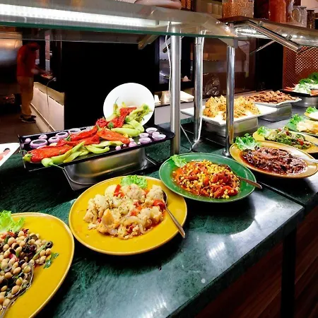 Ξενοδοχείο Golden Life & 4*