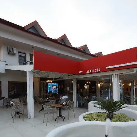 Golden Life & Ξενοδοχείο