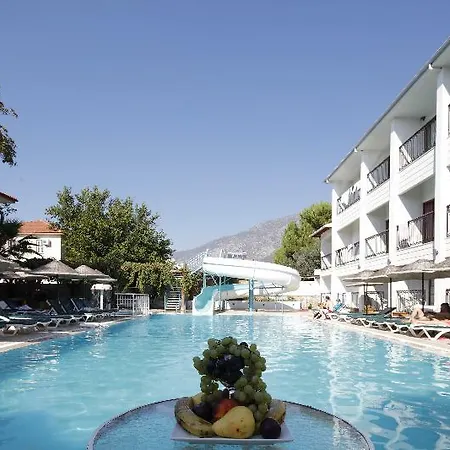 Golden Life & Ξενοδοχείο