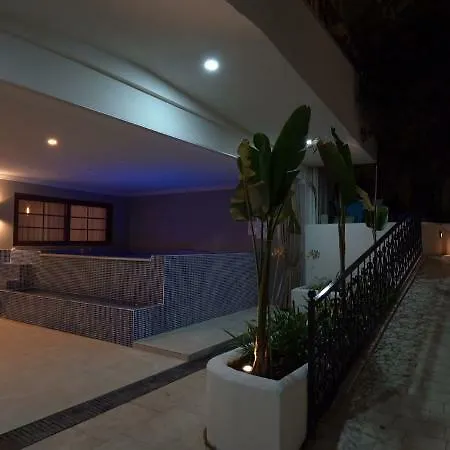 Golden Life & 4* Ολουντενίζ