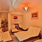 Golden Life & Hotell 4*