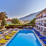 Golden Life & Hotell 4*