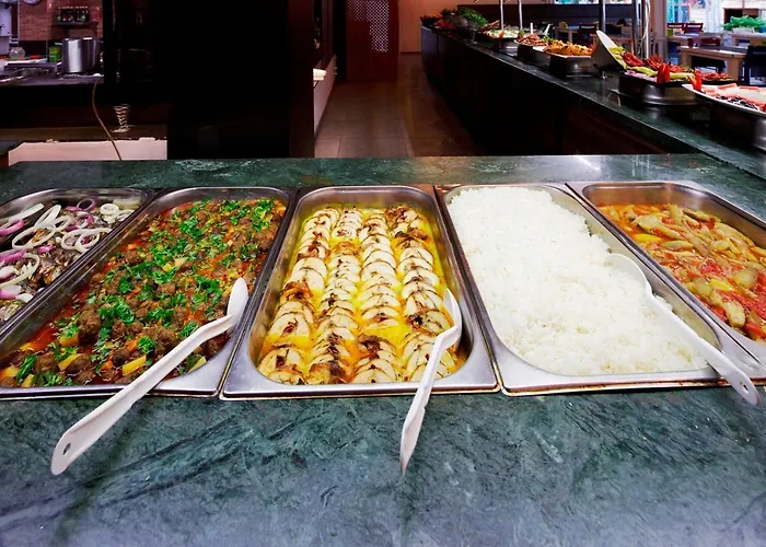 Golden Life & Szálloda 4*