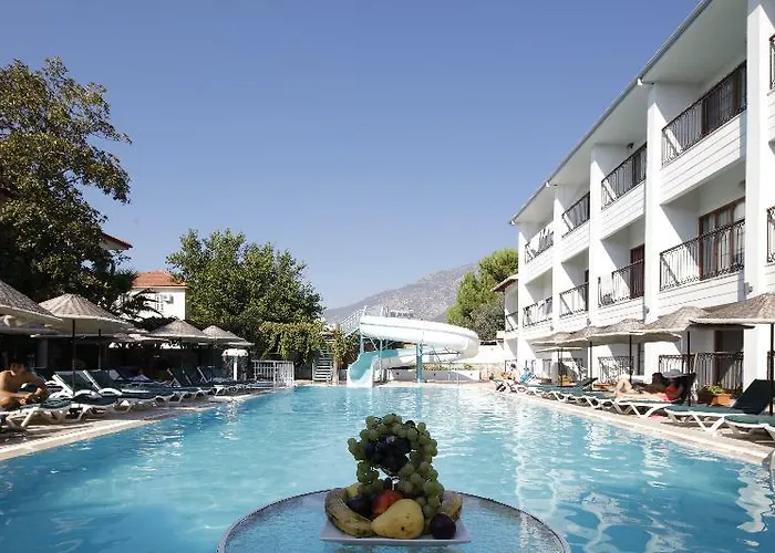 Golden Life & Hotel