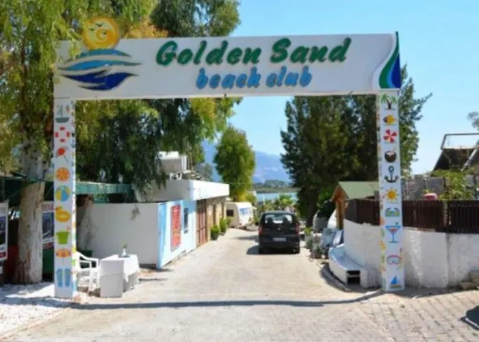 فندق Golden Life & 4*
