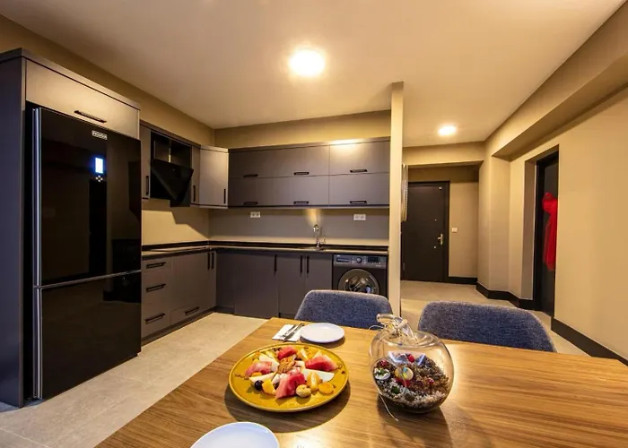 Hotel Golden Life & 4*