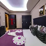 Golden Life & Ξενοδοχείο 4*