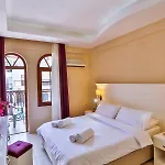 Ξενοδοχείο Golden Life &