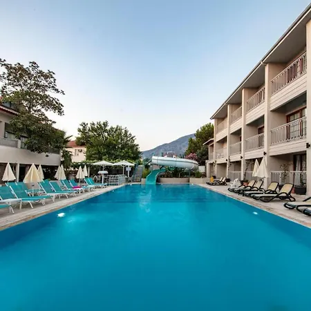 Golden Life & Hotell Öludeniz