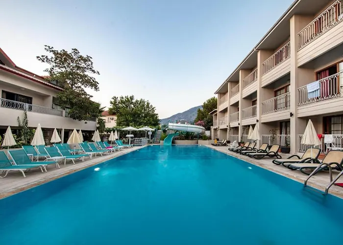 Golden Life & Hotell Öludeniz